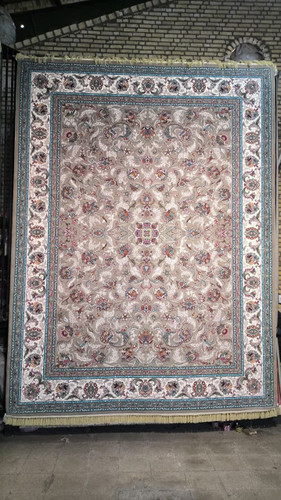 نمای کامل فرش گیلدا