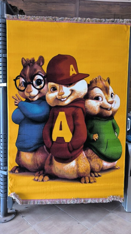 فرش طرح آلوین و سنجاب ها