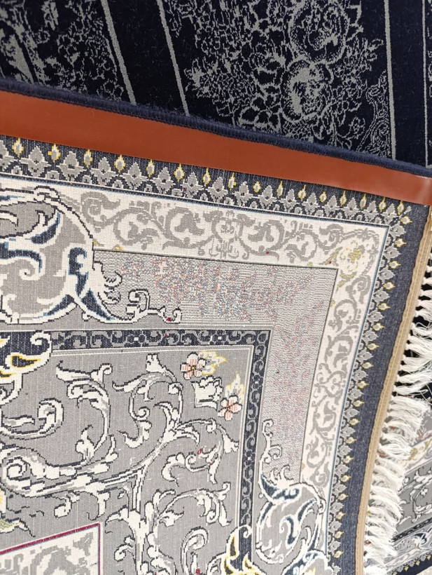 نمای پشت فرش دلوین