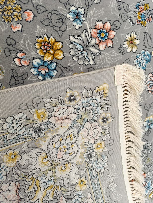 نمای پشت فرش شاپرک