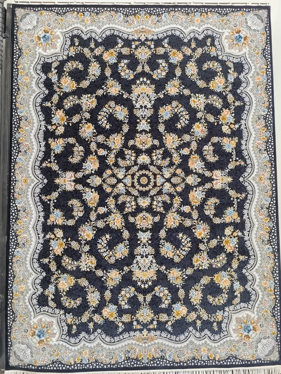 نمای نقشه فرش رها