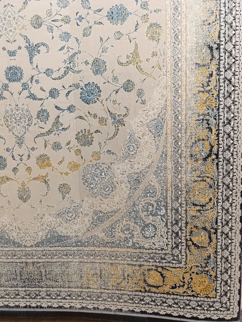 نمنای حاشیه فرش