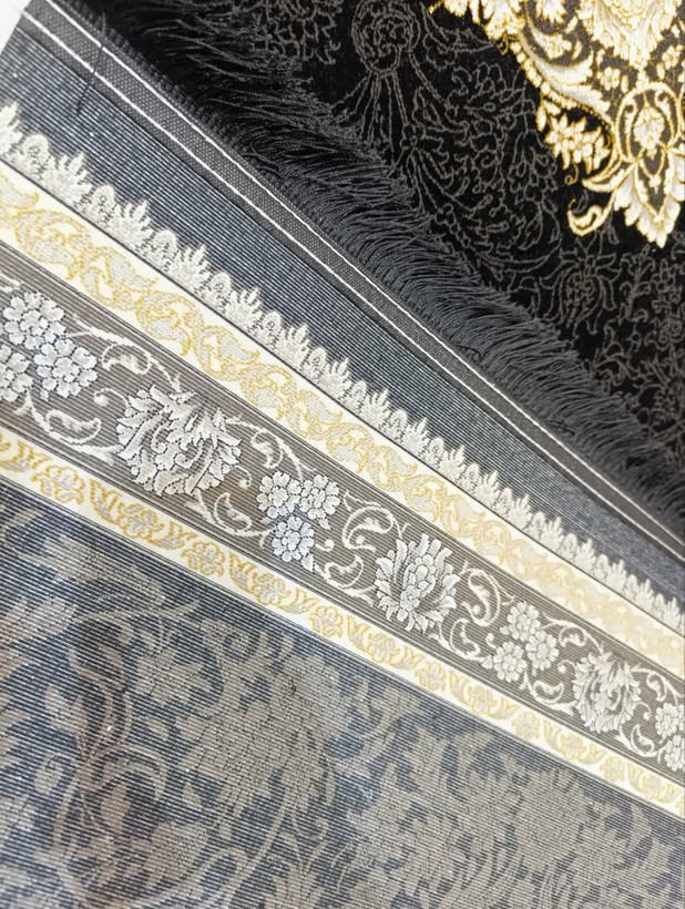 نمای پشت فرش غزل