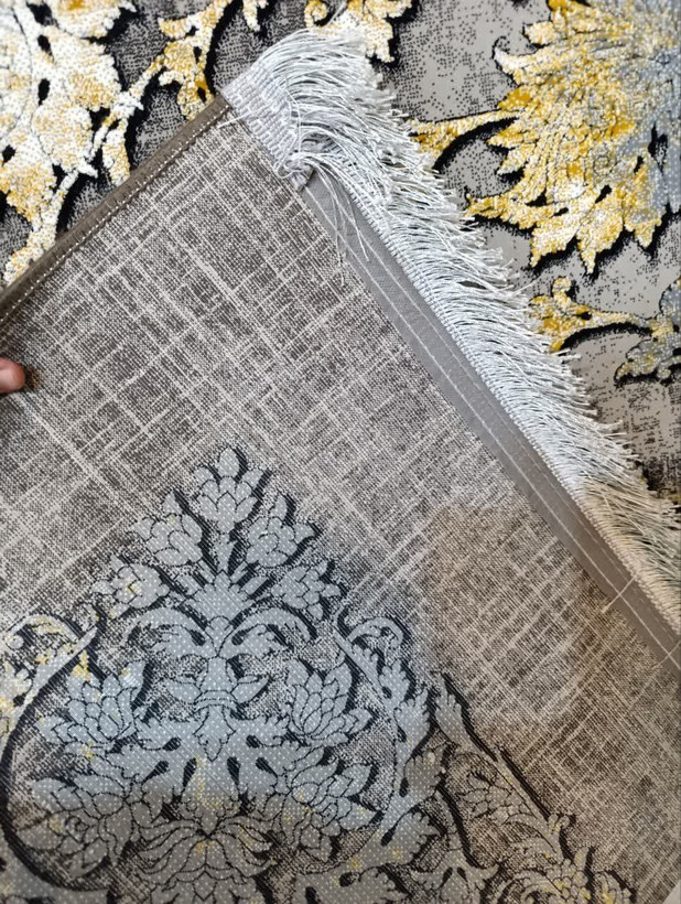 نمای پشت فرش میلانو