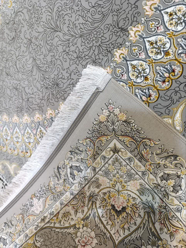 نمای پشت فرش رزلند