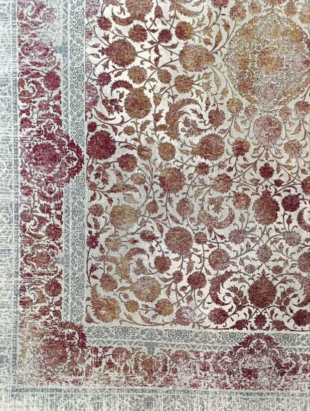 نمای حاشیه فرش آوا