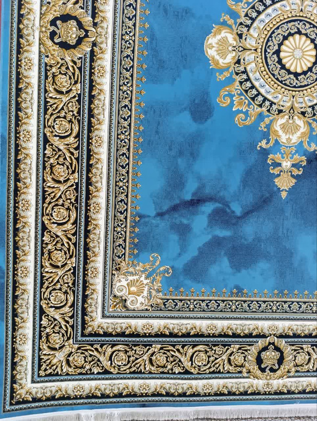 نمای حاشیه فرش لوییز