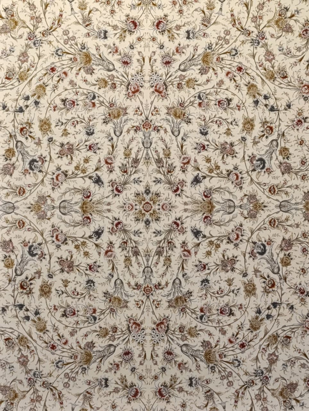 نمای دوم فرش دلا