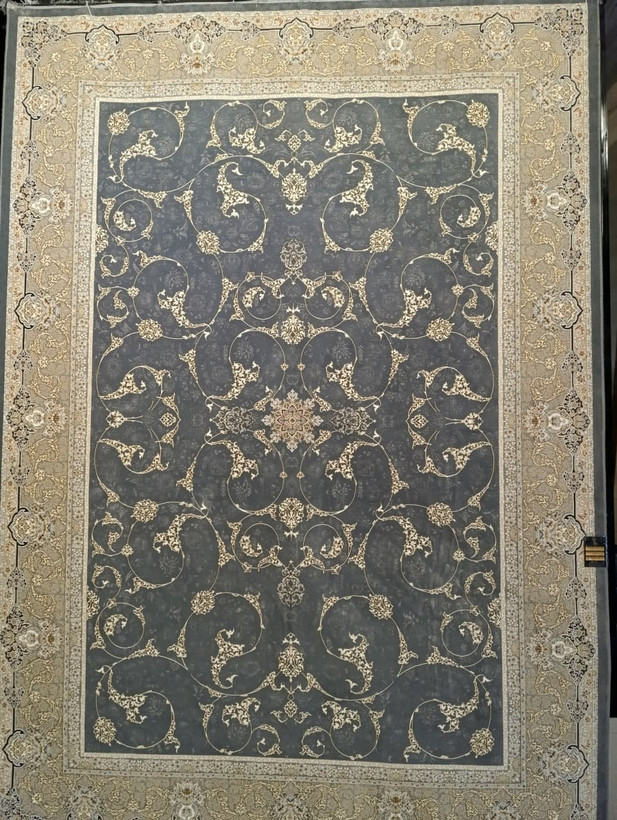 نمای نقشه فرش تخت طاووس