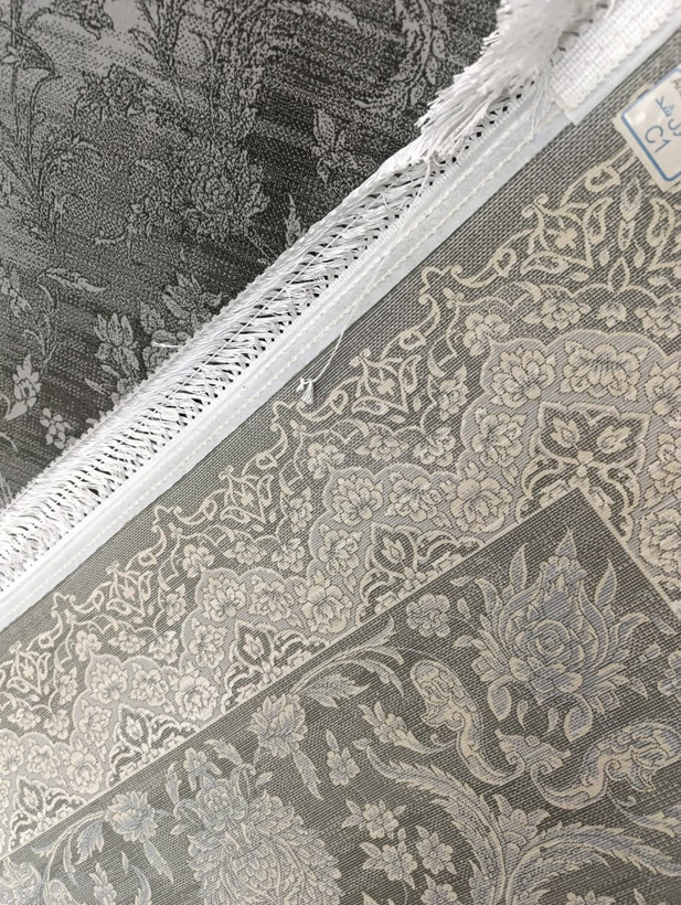 نمای پشت فرش ناهید