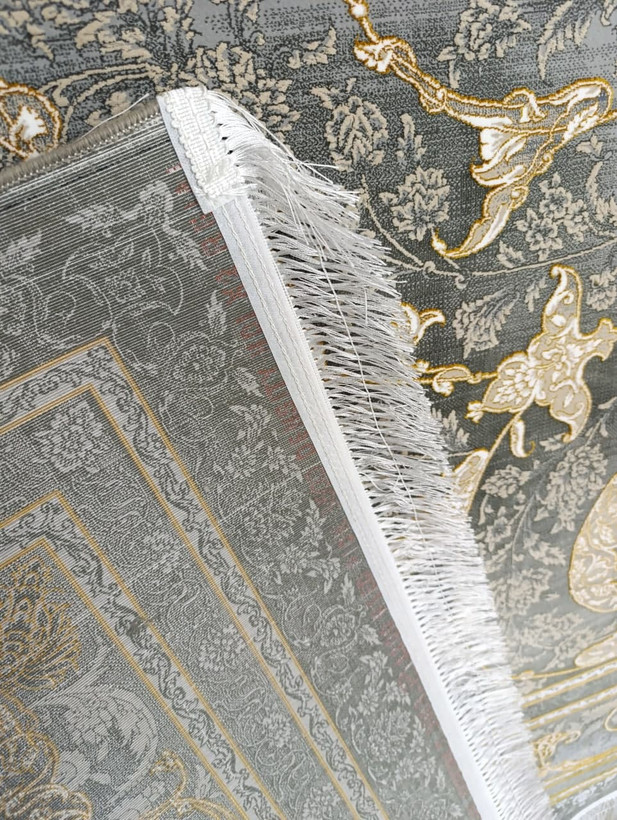 نمای پشت فرش اسپیناس