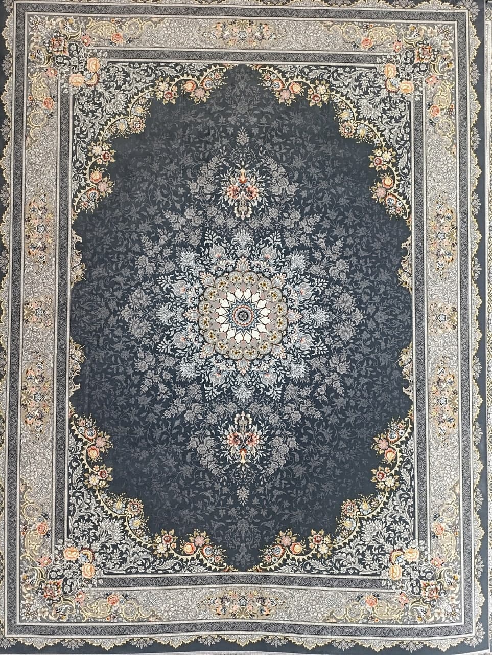 فرش 700 شانه آکریلیک طرح یکتا