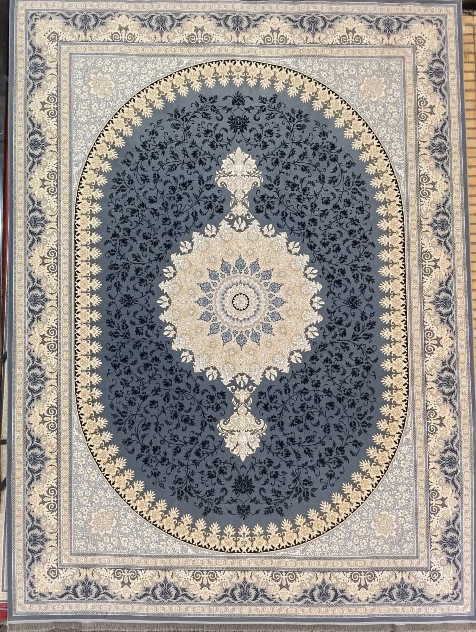 فرش 700شانه آکریلیک طرح آیسل