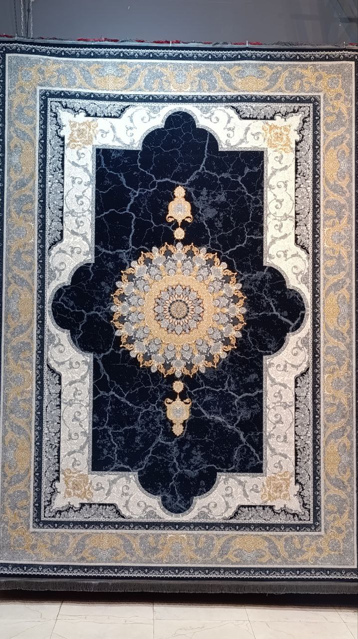 فرش 700شانه آکریلیک طرح ترنج دار نسیم کویر