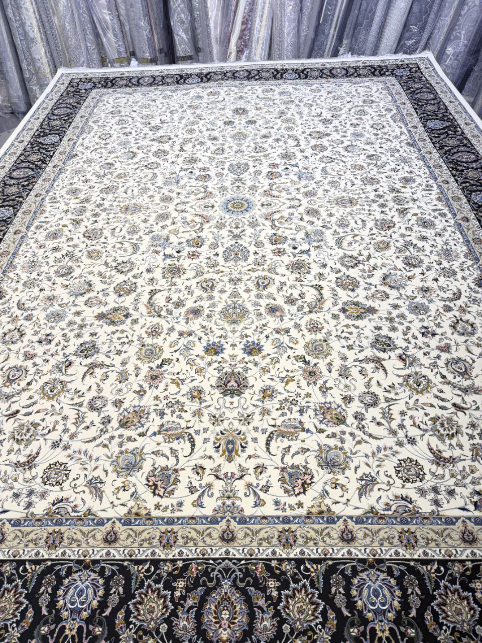 فرش 1200شانه آکریلیک طرح افشان دیبا