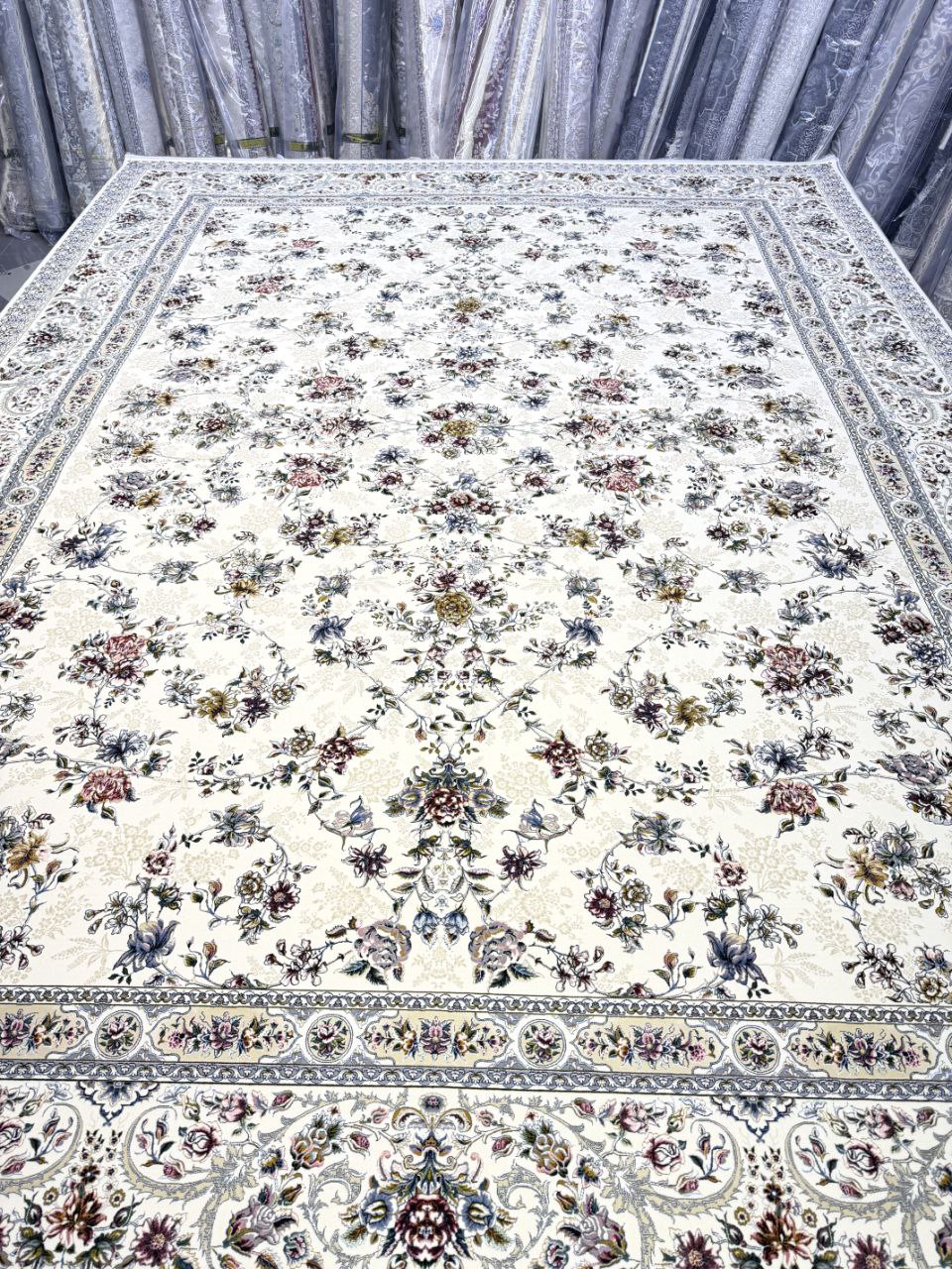 فرش 1200شانه آکریلیک طرح افشان ماهرخ